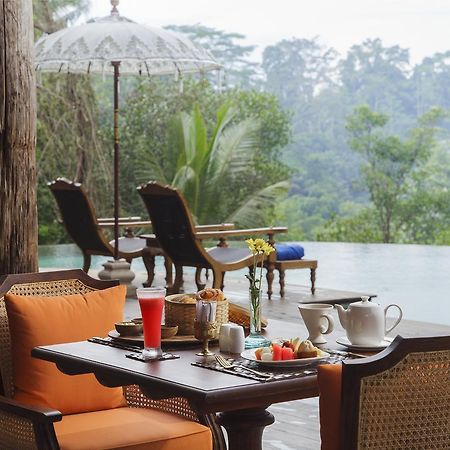 Natya Resort Ubud Экстерьер фото Breakfast at the hotel